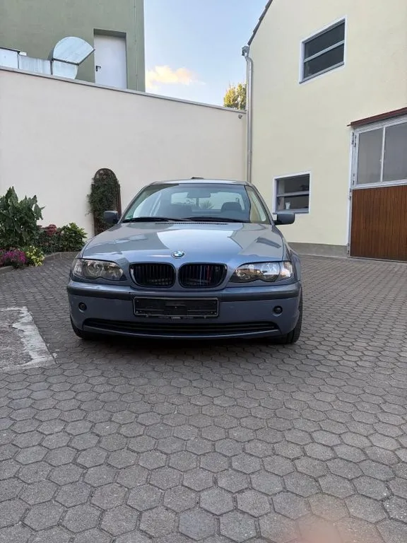 BMW 318