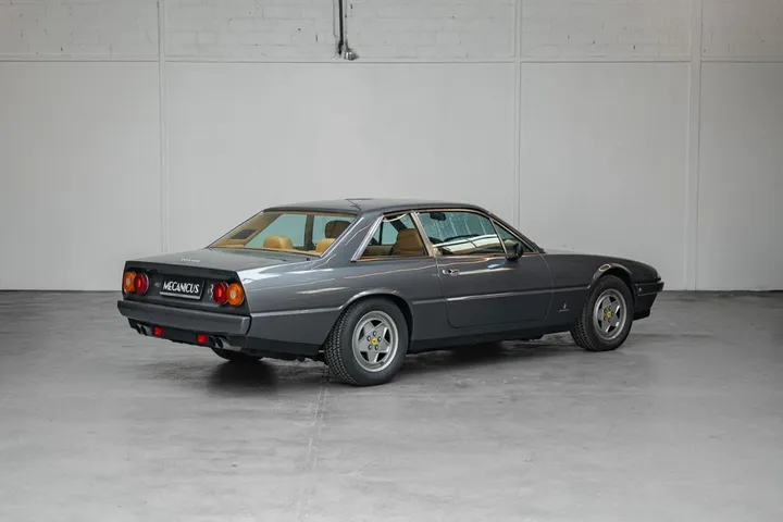 Ferrari 412
