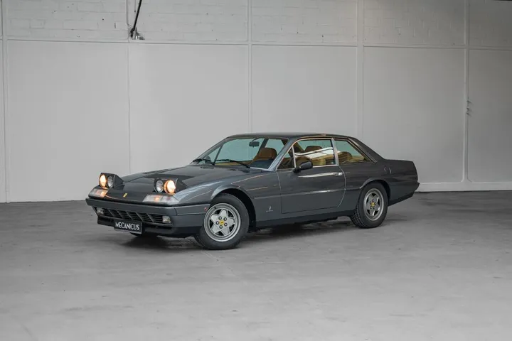 Ferrari 412