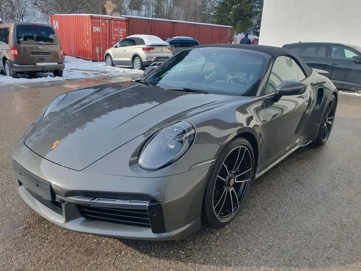 Porsche 992
