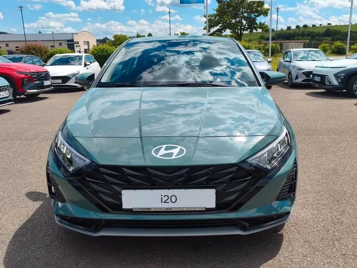 Hyundai i20