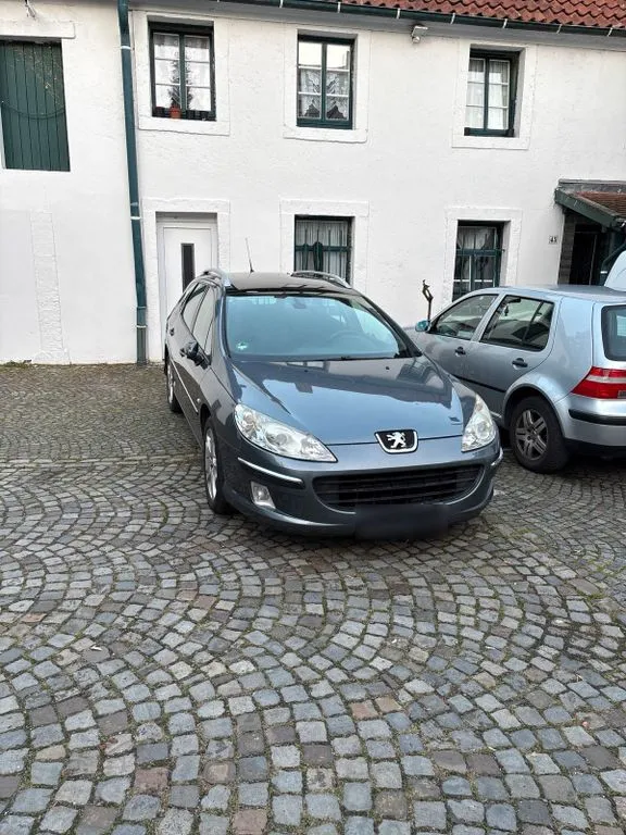 Peugeot 407