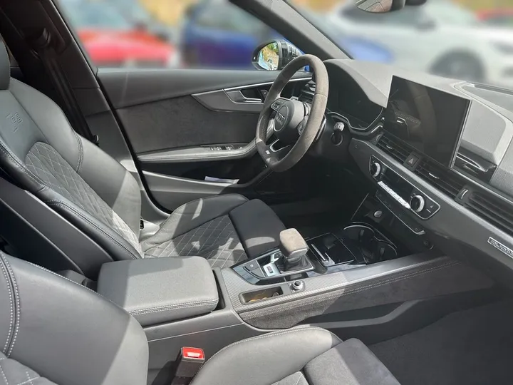 Audi RS4