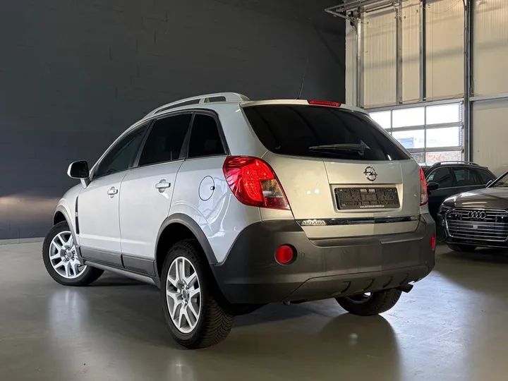 Opel Antara