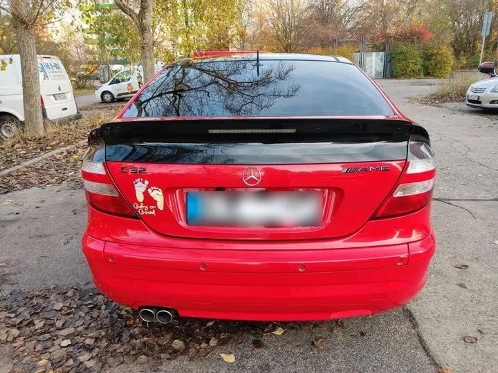 Mercedes-Benz C 32 AMG
