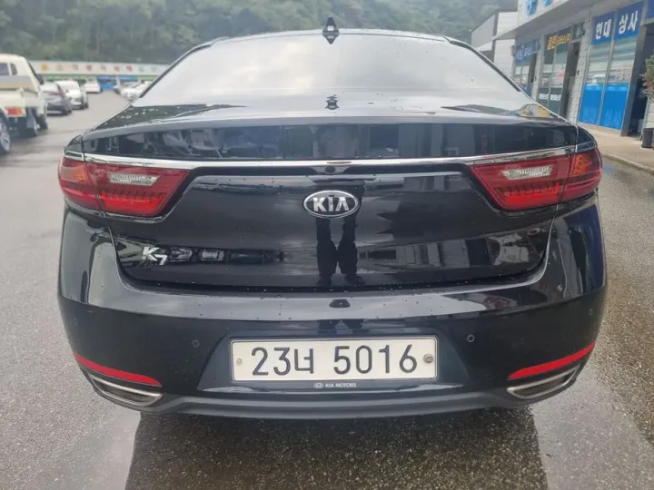 Kia K7