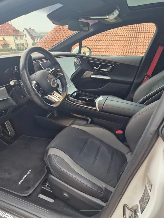 Mercedes-Benz EQE