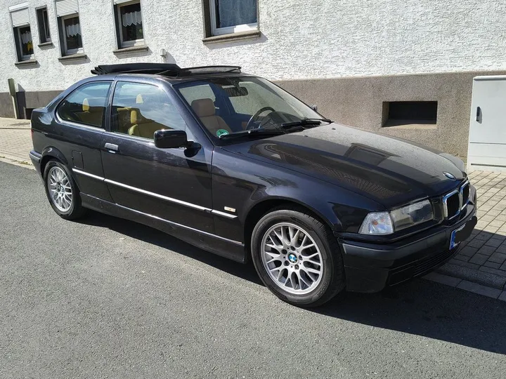 BMW 318
