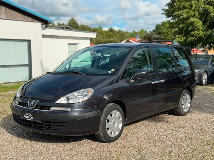 Peugeot 807