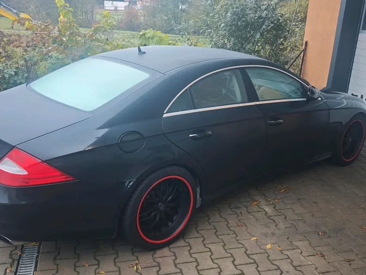 Mercedes-Benz S 320
