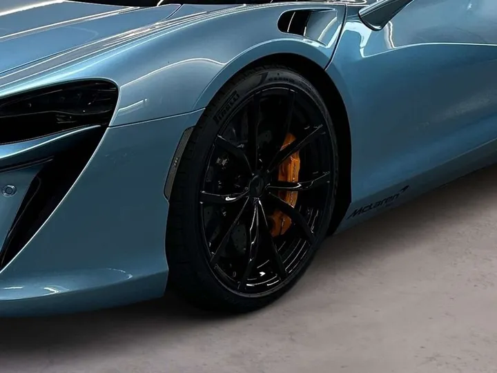 McLaren Artura