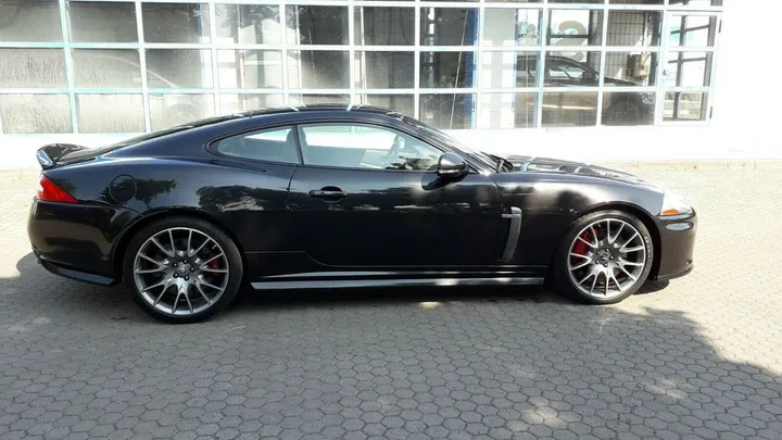 Jaguar XKR
