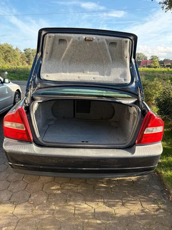 Volvo S80