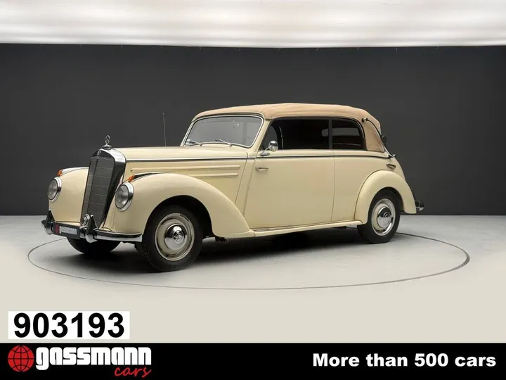 Mercedes-Benz 220