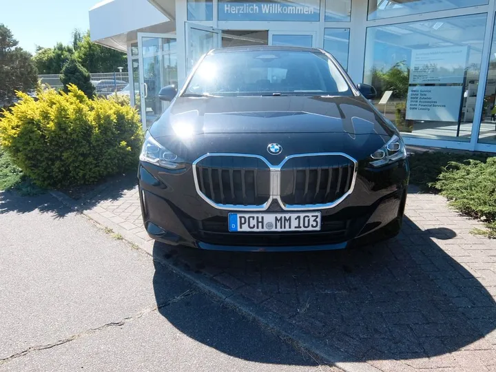 BMW 218