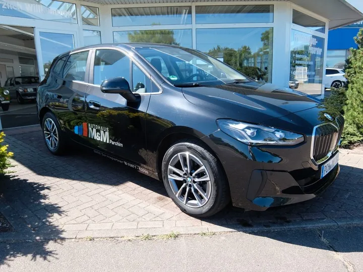 BMW 218