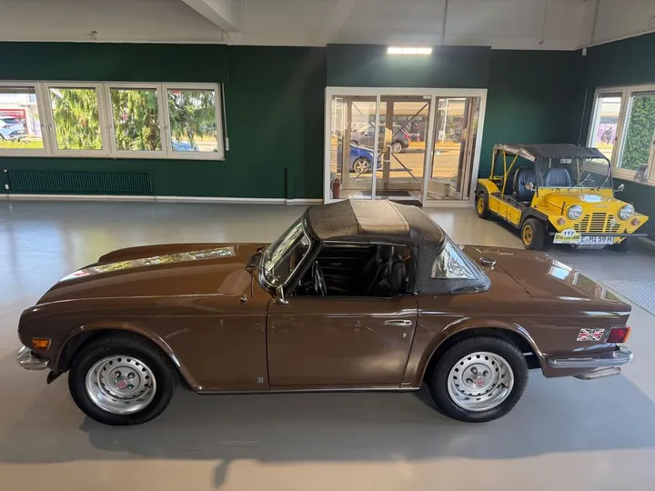 Triumph TR6