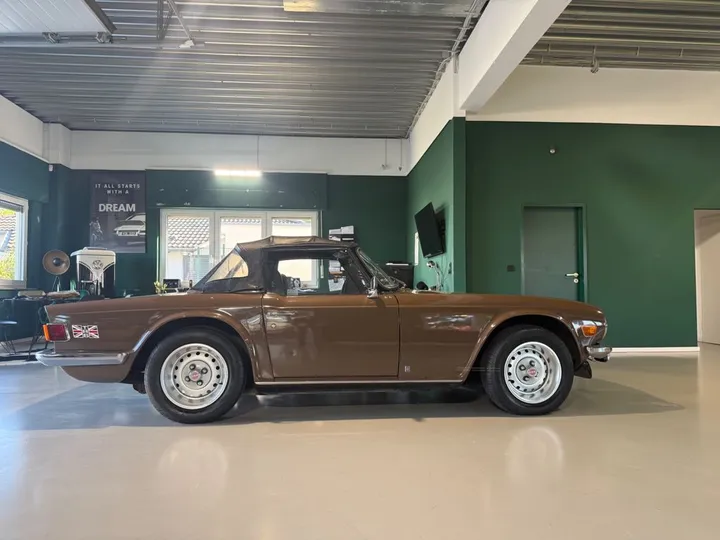 Triumph TR6