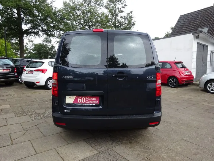Hyundai H-1