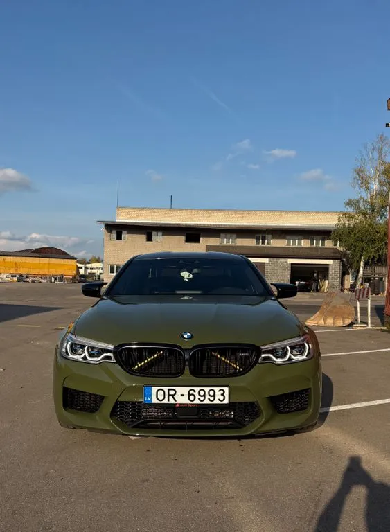 BMW M5