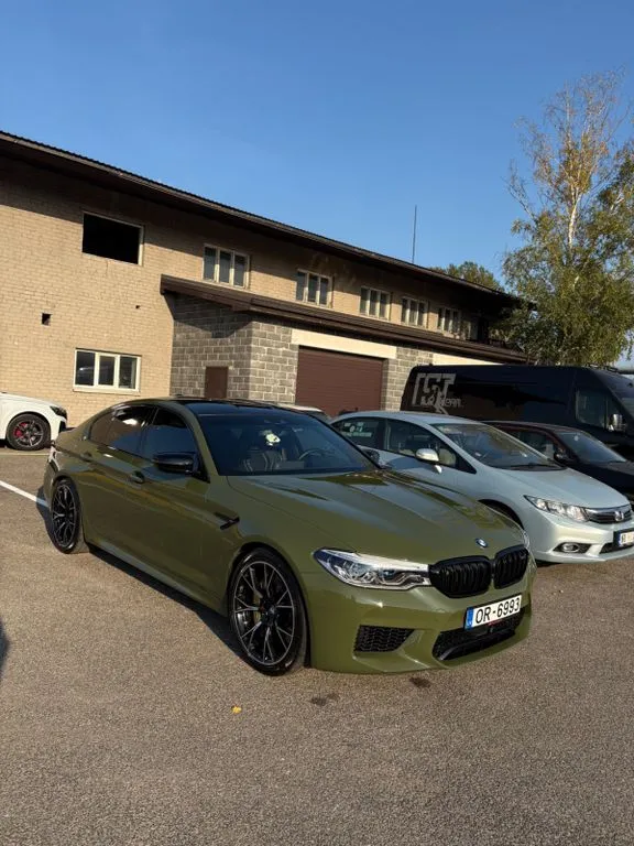 BMW M5