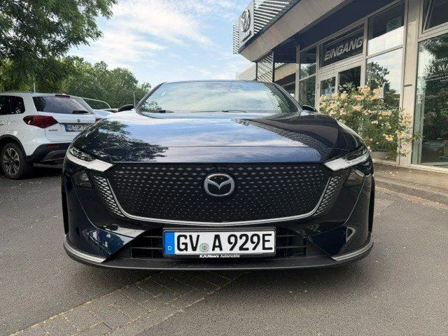 Mazda 6e