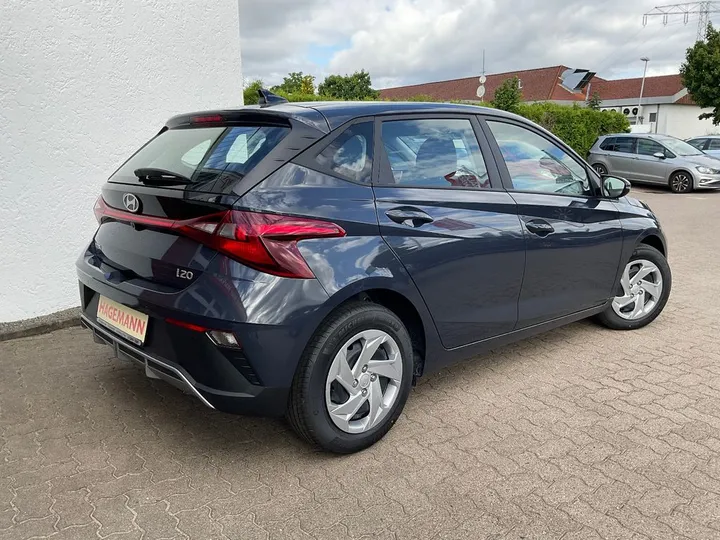 Hyundai i20