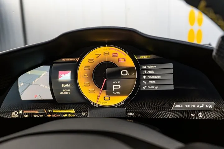 Ferrari SF90