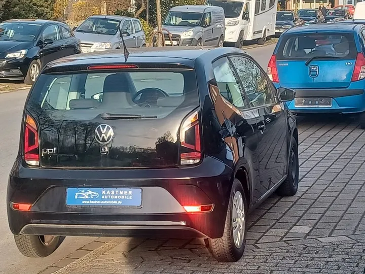 Volkswagen up!