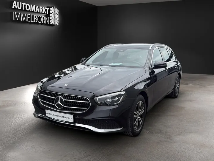 Mercedes-Benz E 220