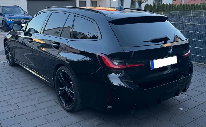 BMW 320