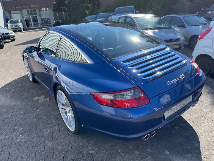 Porsche 997