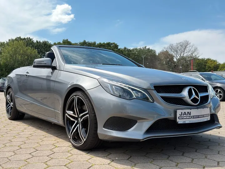 Mercedes-Benz E 220