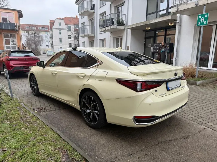 Lexus ES 300