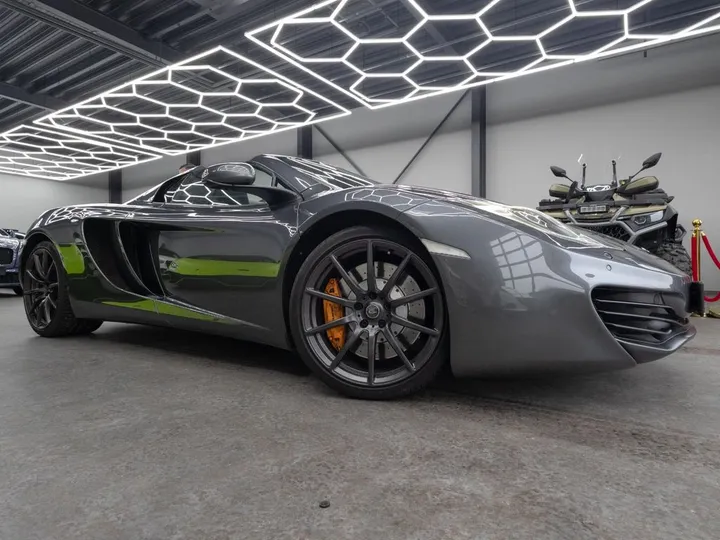 McLaren MP4-12C