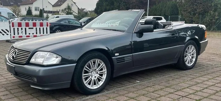 Mercedes-Benz E 320