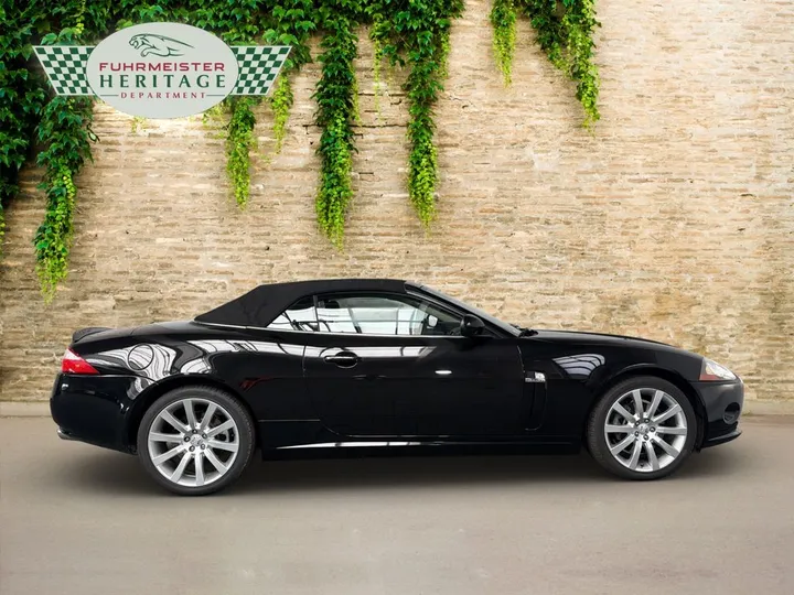 Jaguar XK