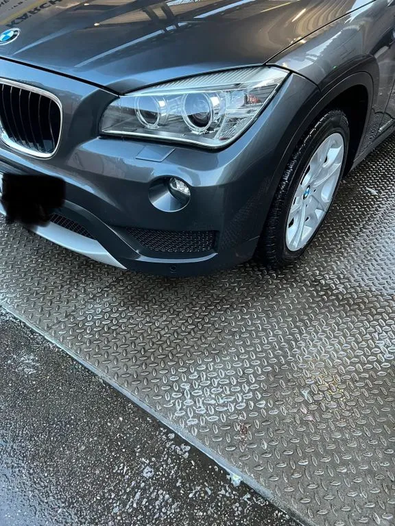 BMW iX1