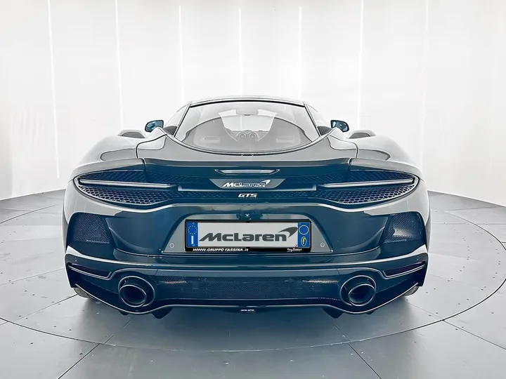 McLaren GTS
