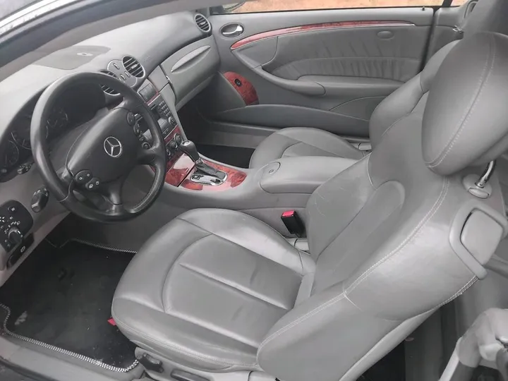 Mercedes-Benz CLK 320