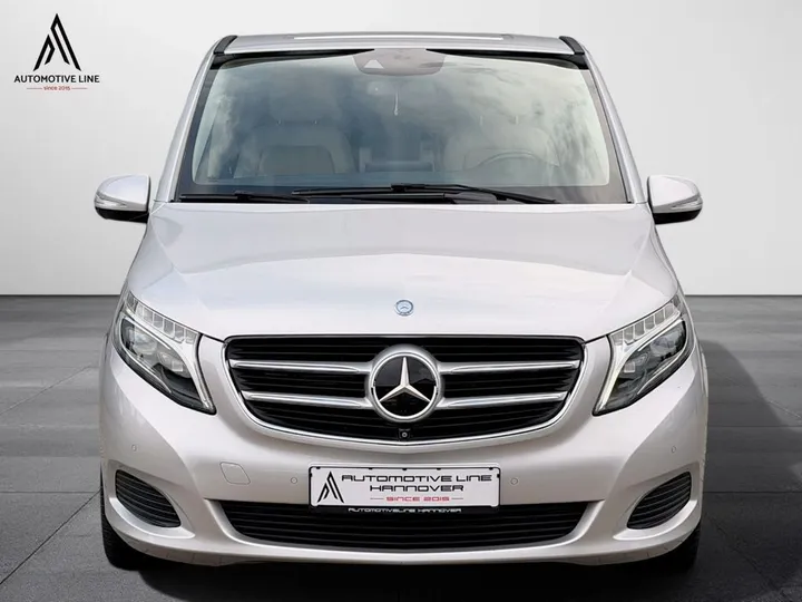 Mercedes-Benz V 250