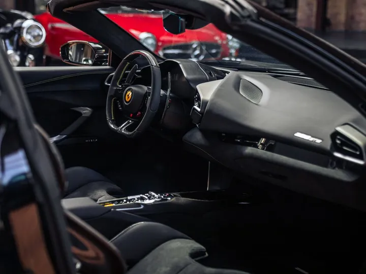Ferrari 296 GTS