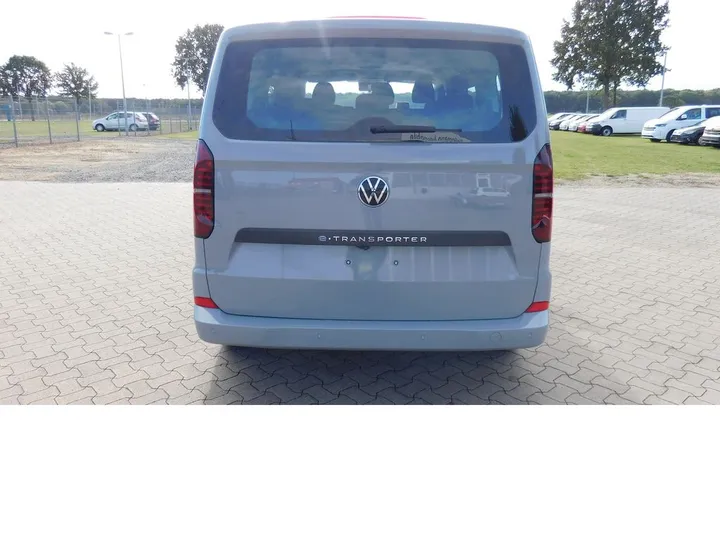 Volkswagen T7 Transporter