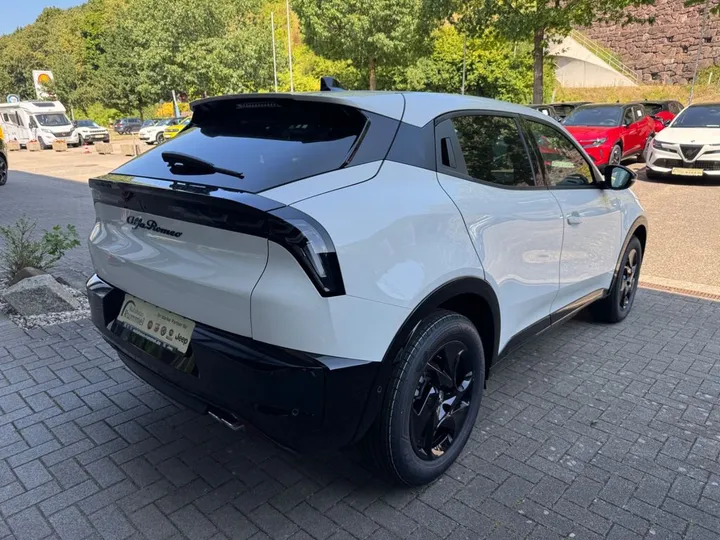 Alfa Romeo Junior