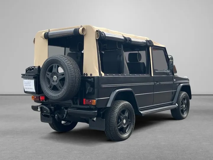 Mercedes-Benz G 230
