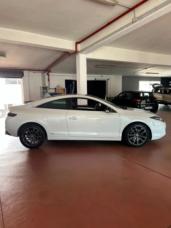 Renault Laguna