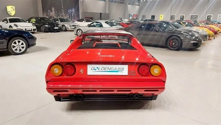 Ferrari 208