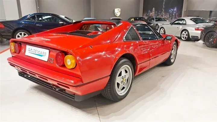 Ferrari 208