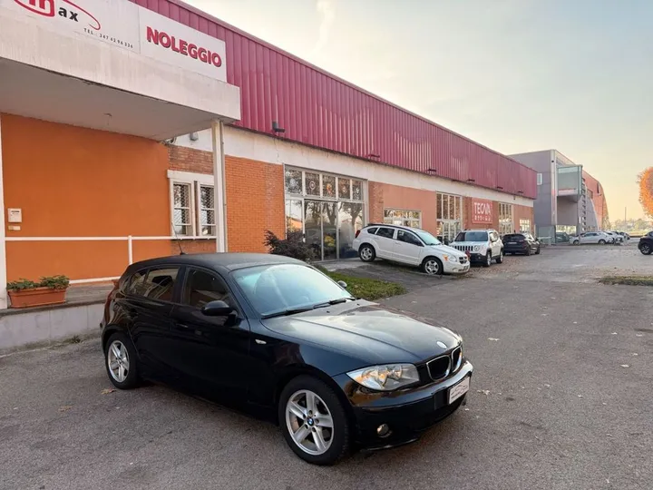 BMW 120