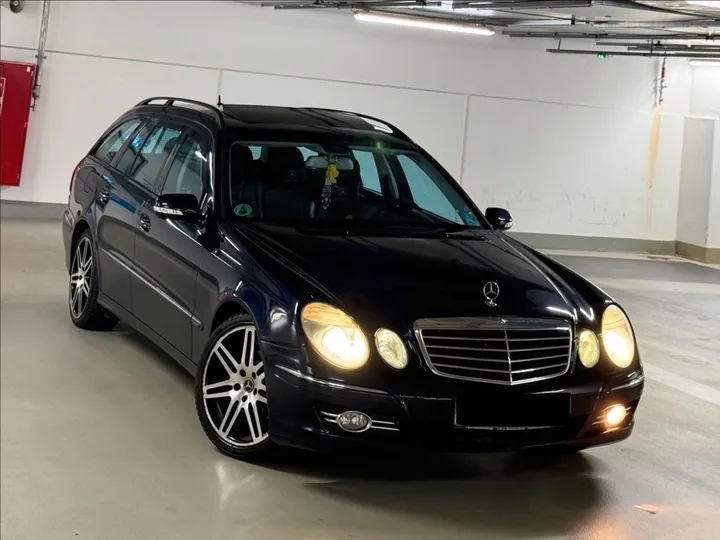 Mercedes-Benz E 280